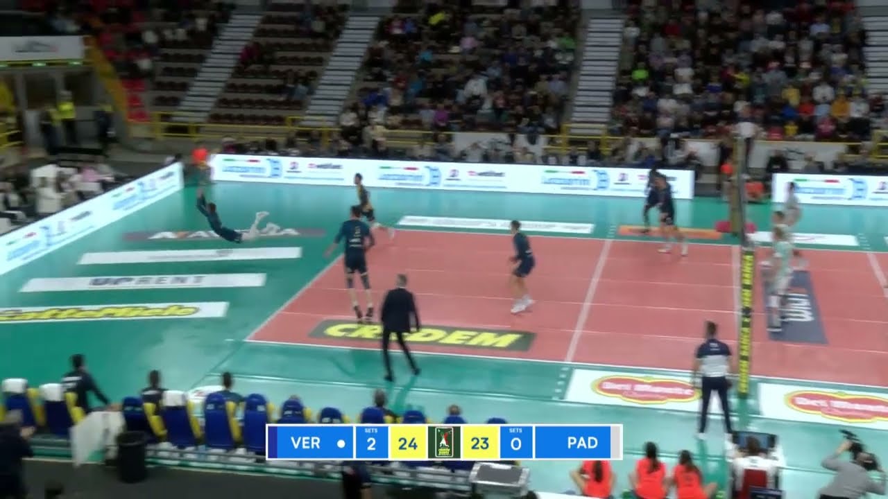 What an incredible volleyball save. Rok Možič for the win.